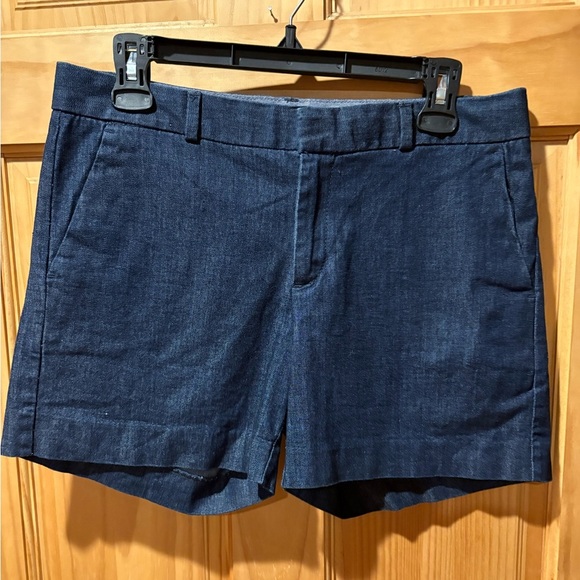 Banana Republic Hampton Fit Chambray
Blue Shorts Size 27/4 - Picture 1 of 8